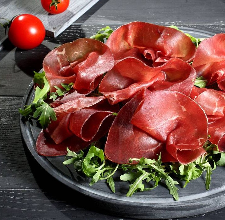 Eccellenze gastronomiche in Valtellina: la bresaola